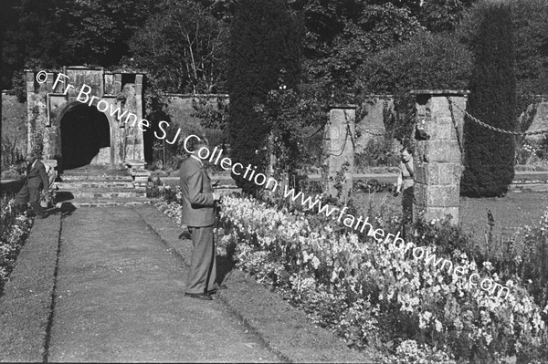 DROMOLAND CASTLE  GARDEN  B MARTIN AND LORD INCHIQUIN